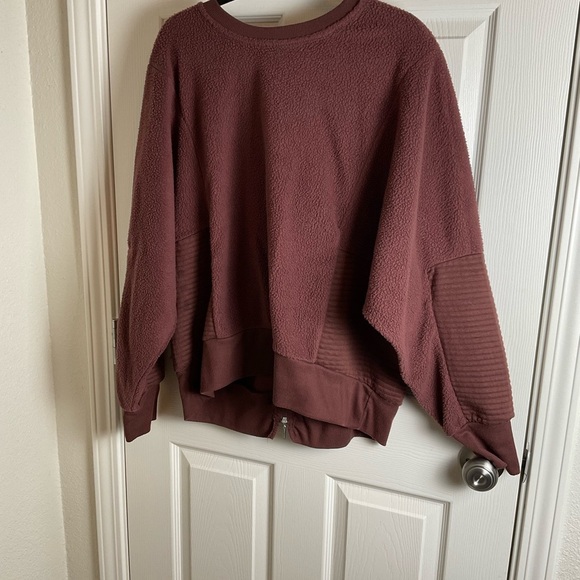 Tahari Sport Women's Sweater size 1x - Picture 3 of 8